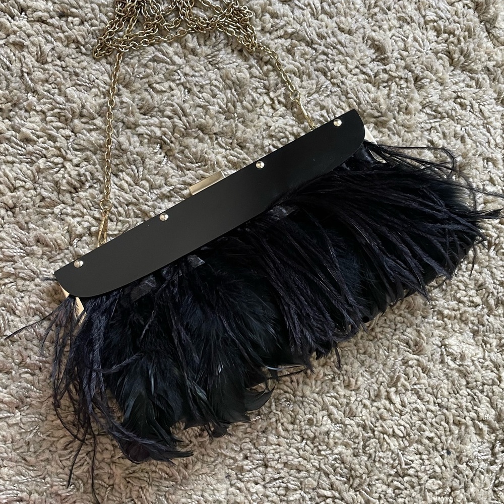 COPY - Feather clutch